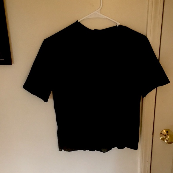 Delicate vintage black shirt w flowers and buttons - Picture 4 of 4